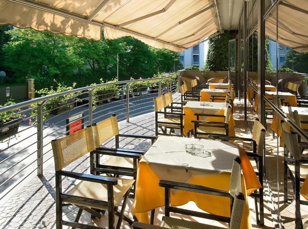 Hotel Acropolis Cattolica Exterior foto