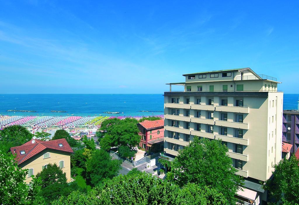 Hotel Acropolis Cattolica Exterior foto